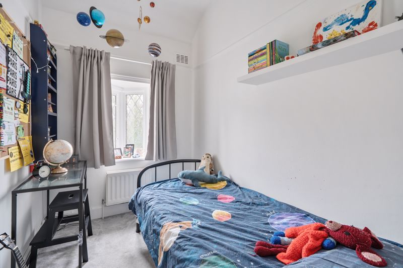 Bedroom- click for photo gallery